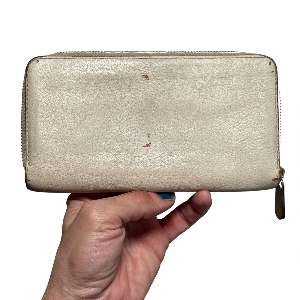 Louis Vuitton Suhali Zippy Wallet Cream White Studded Leather Zip Around Spain